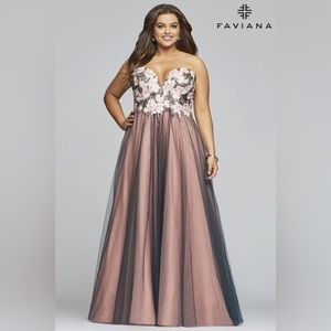 Faviana Dusty Pink/Smoke Grey Strapless Formal Gown; Size 16